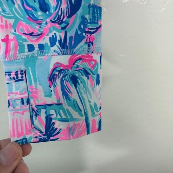 Lilly Pulitzer Luxletic Shirt Womens Medium Pink Blue Palm Print Long Sleeve - Picture 4 of 9